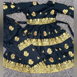 beautiful authentic afghan clothes